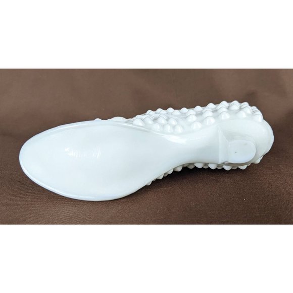 Vintage Fenton White Milk Glass Hobnail Slipper Shoe with Draping Cat Head - Picture 3 of 7